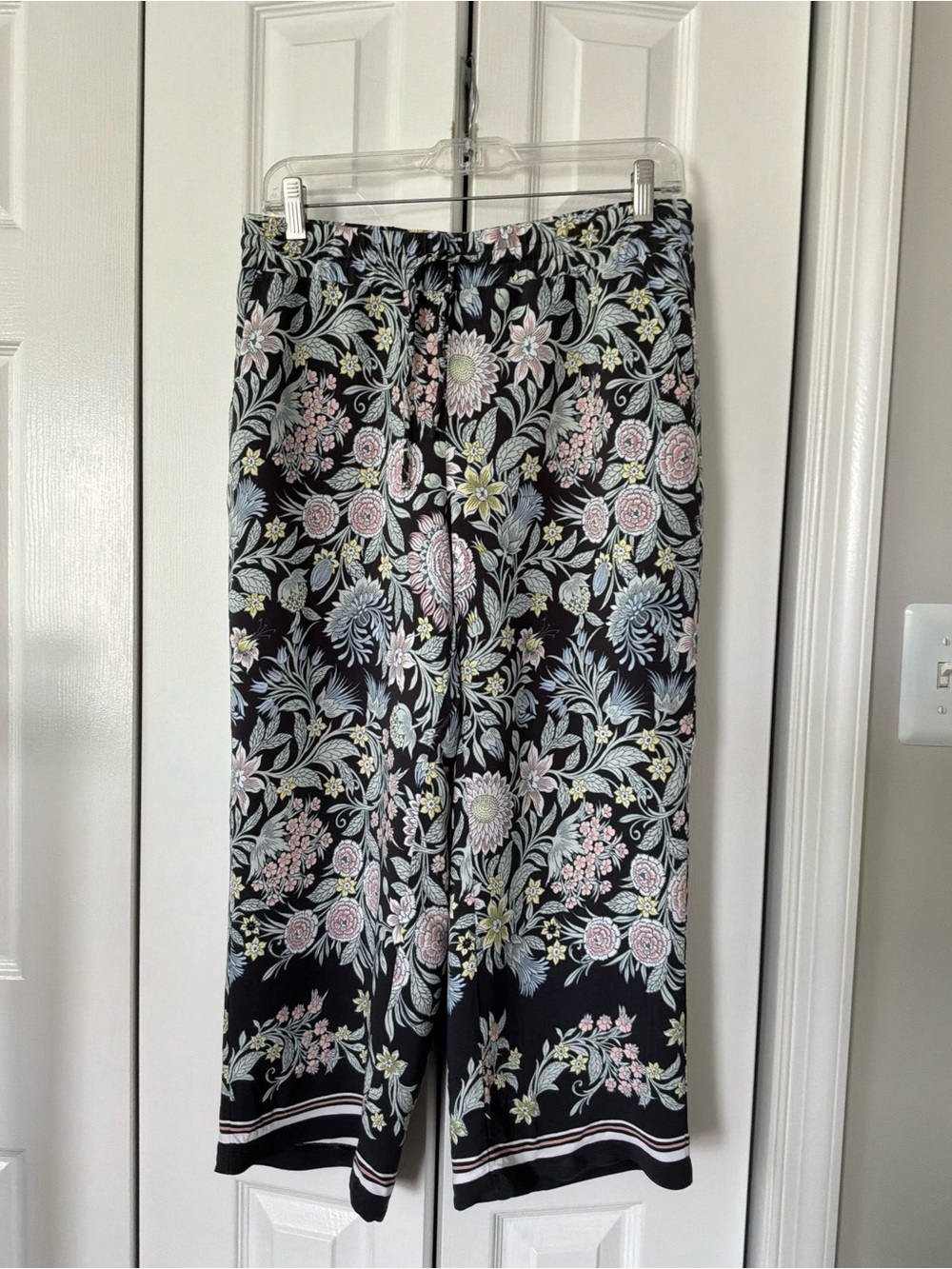 LOFT Floral Wide Leg Crop Pants Elastic Waist, Pockets, Blue Pink , Petite SMALL